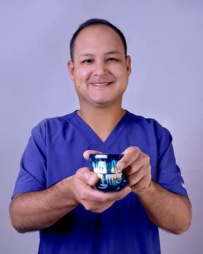 Dr. Fernando Miranda